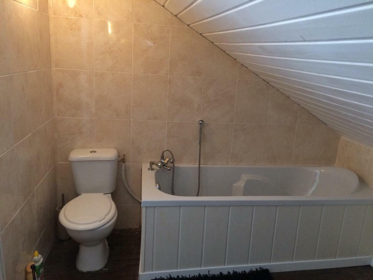 Le Petit Chateau Noyal-Pontivy エクステリア 写真