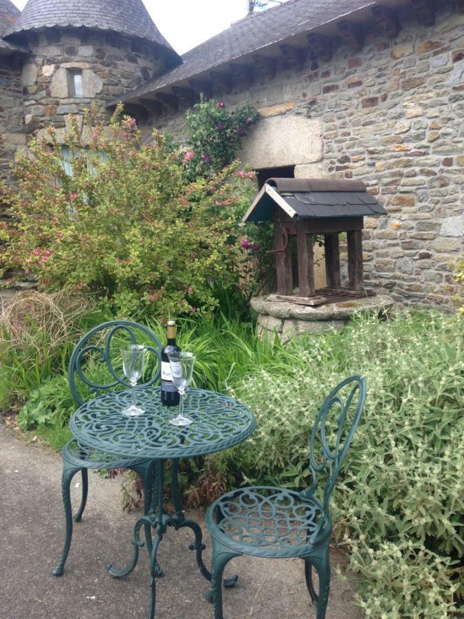 Le Petit Chateau Noyal-Pontivy エクステリア 写真